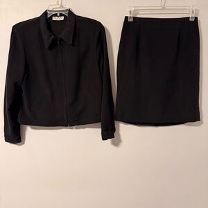 Gianni Sport Women’s Black Suit Skirt Jacket Set Size 14 Vintage